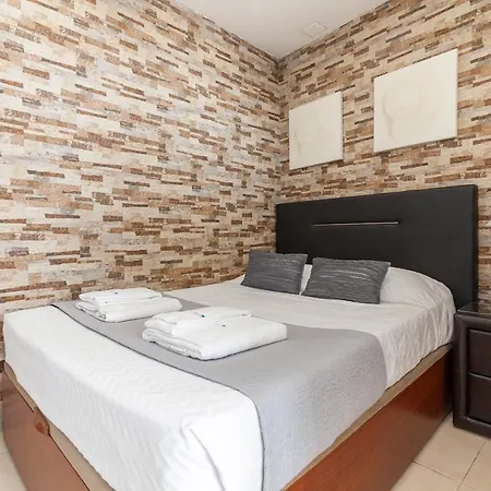 Governors Row Apartment *