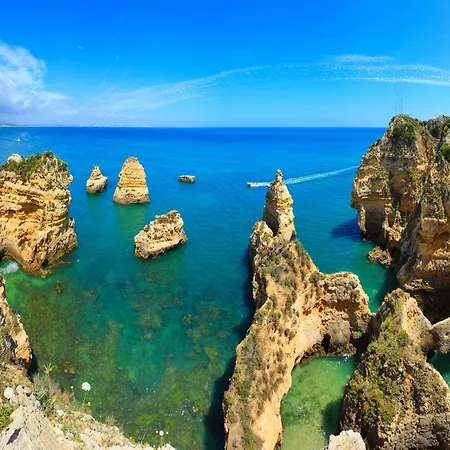 Governors Row * Λάγος