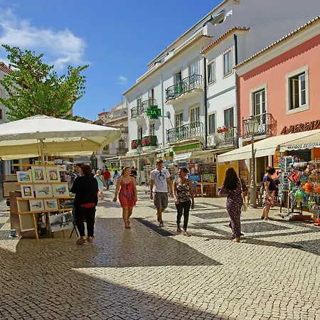 Governors Row Apartment *